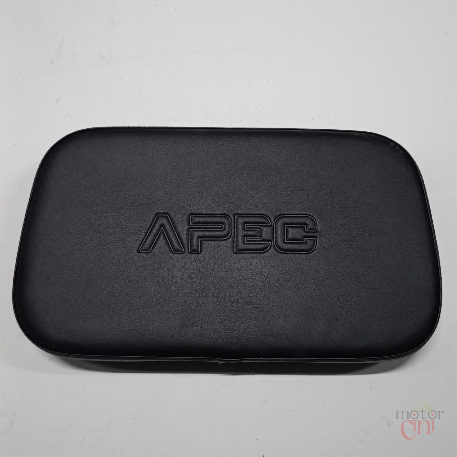 APM2: SIRT DAYAMA SÜNGERI