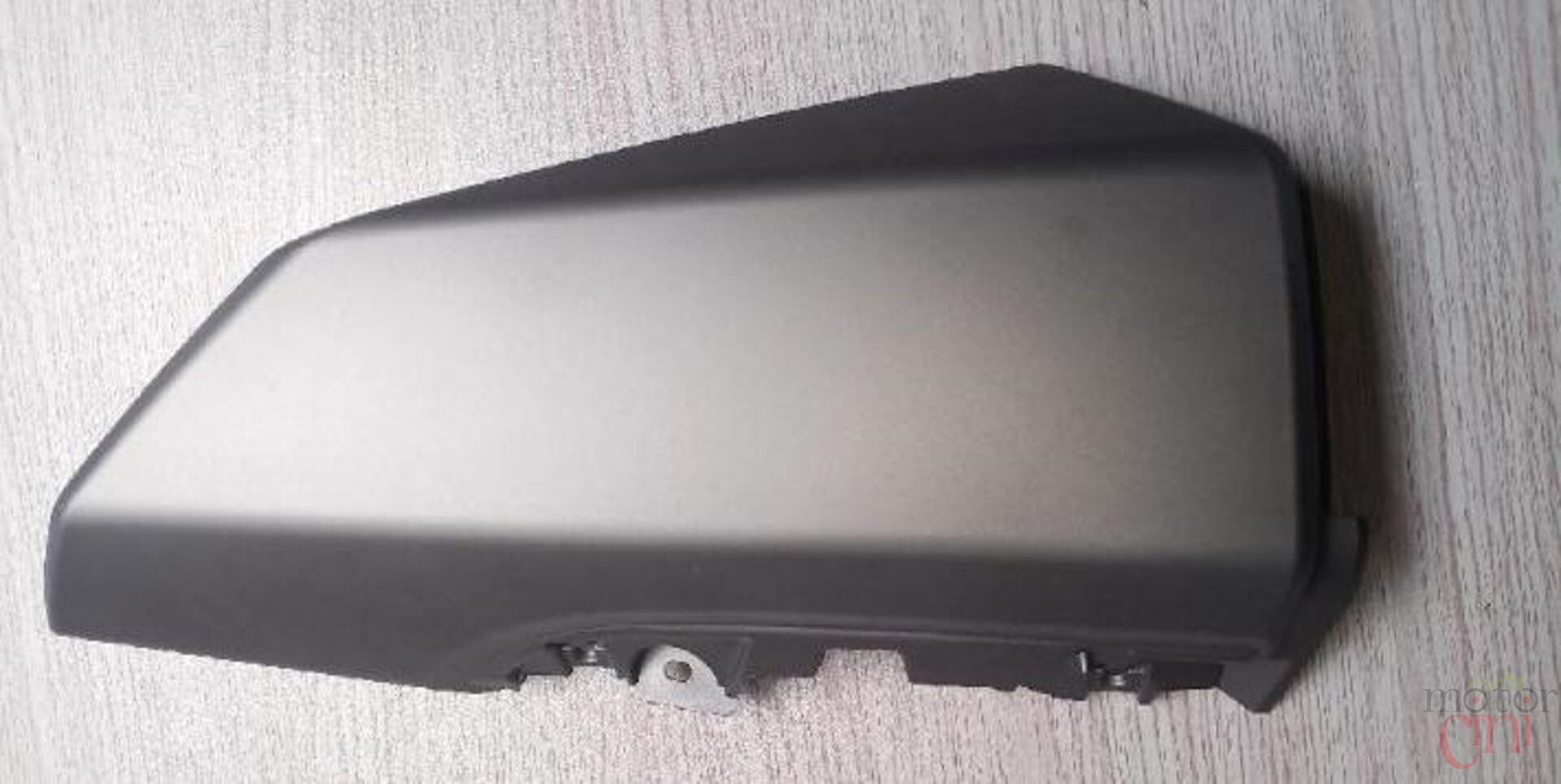 RSX4 - RSX5 FAR GRENAJI YAN KAPAK SAG