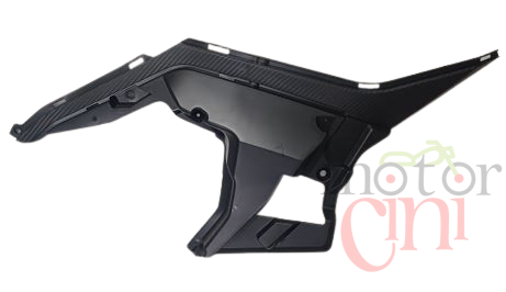 APX7:KOLTUK ALTI YAN PANEL SAG